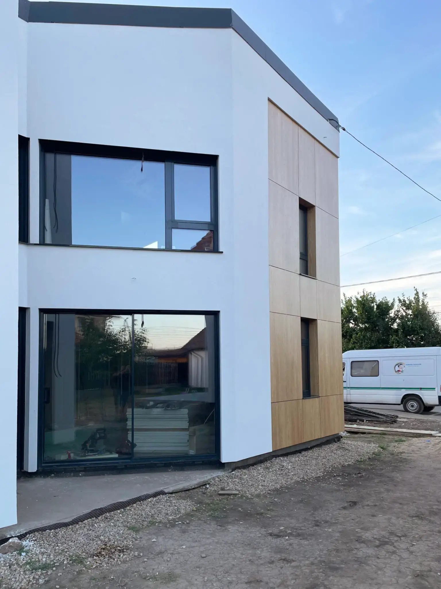 House B1 — 14