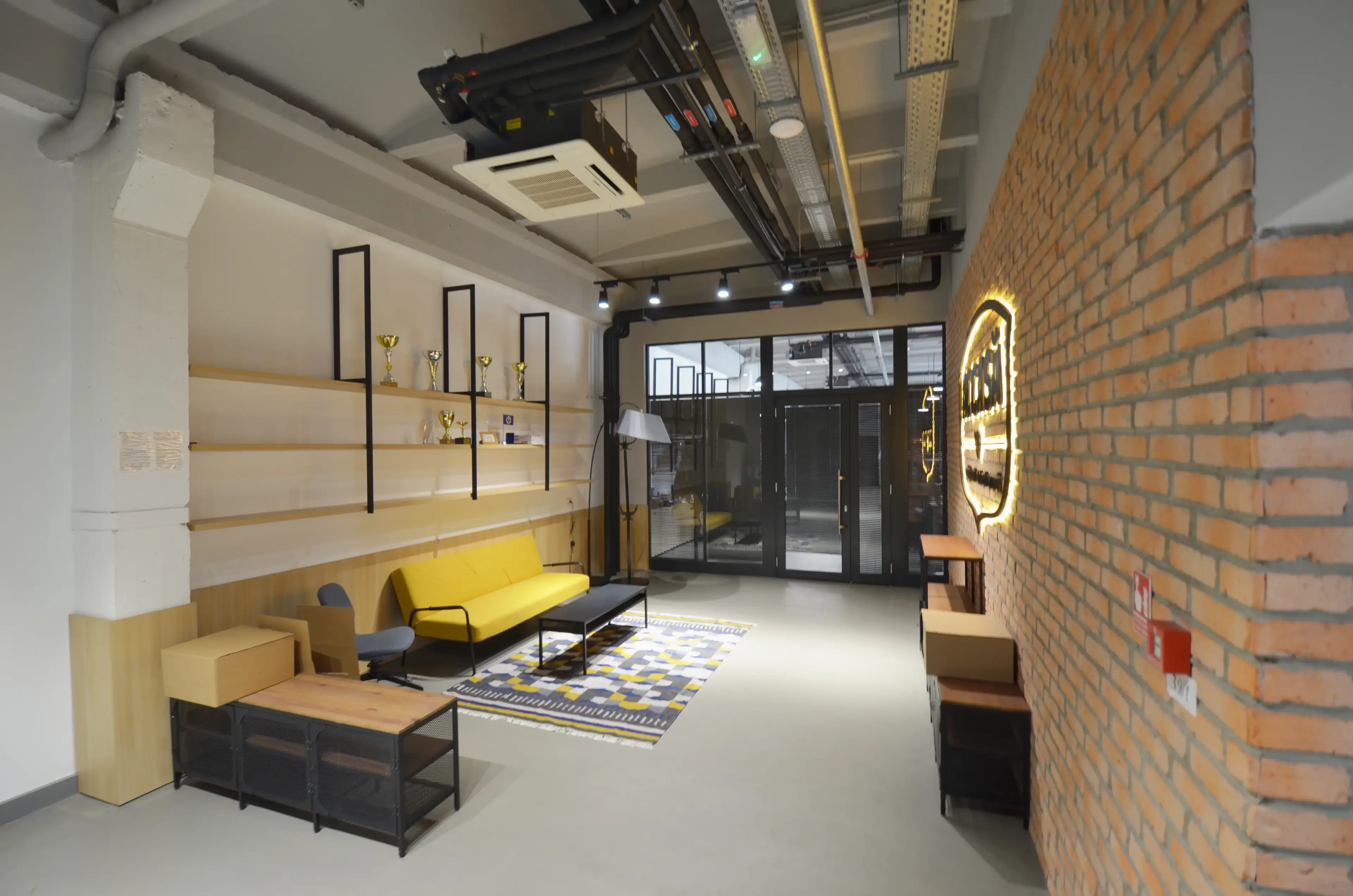 NATURAL Offices — 11